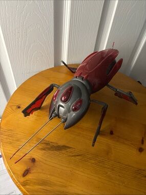 WowWee and Hasbro 2001 Bio Bug Predator Robot without Remote